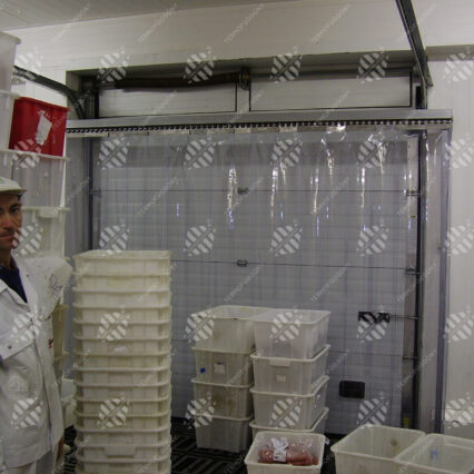 PVC termofüggöny élelmiszeripari egységekbe, erősen korrozív területen