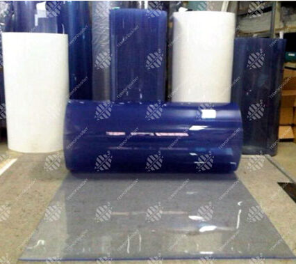 Táblák normál PVC-ből