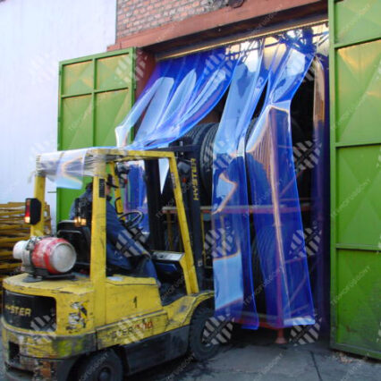 PVC termofüggöny targoncás áruforgalomhoz